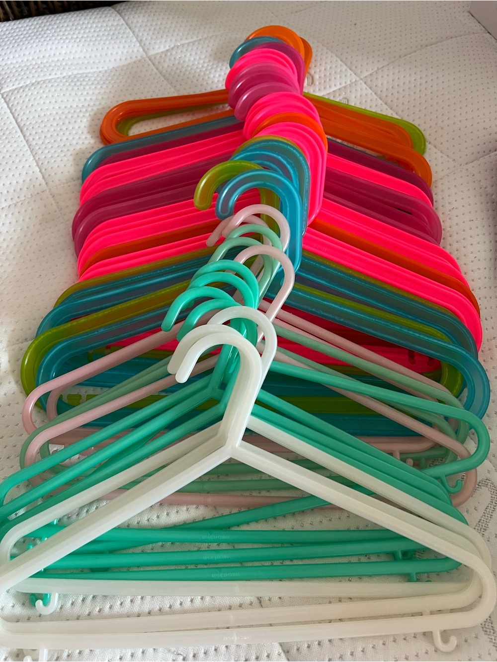 Colorful Plastic Clothing Hangers - Vibrant Mixed Pack